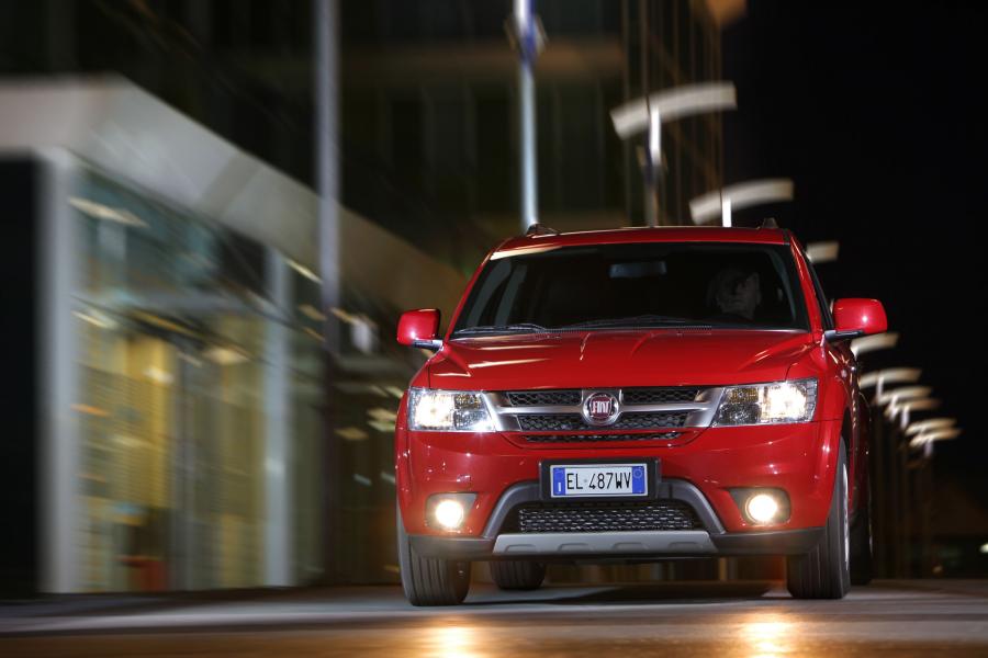  Fiat Freemont AWD 2012 года  (фото 33 из 51)